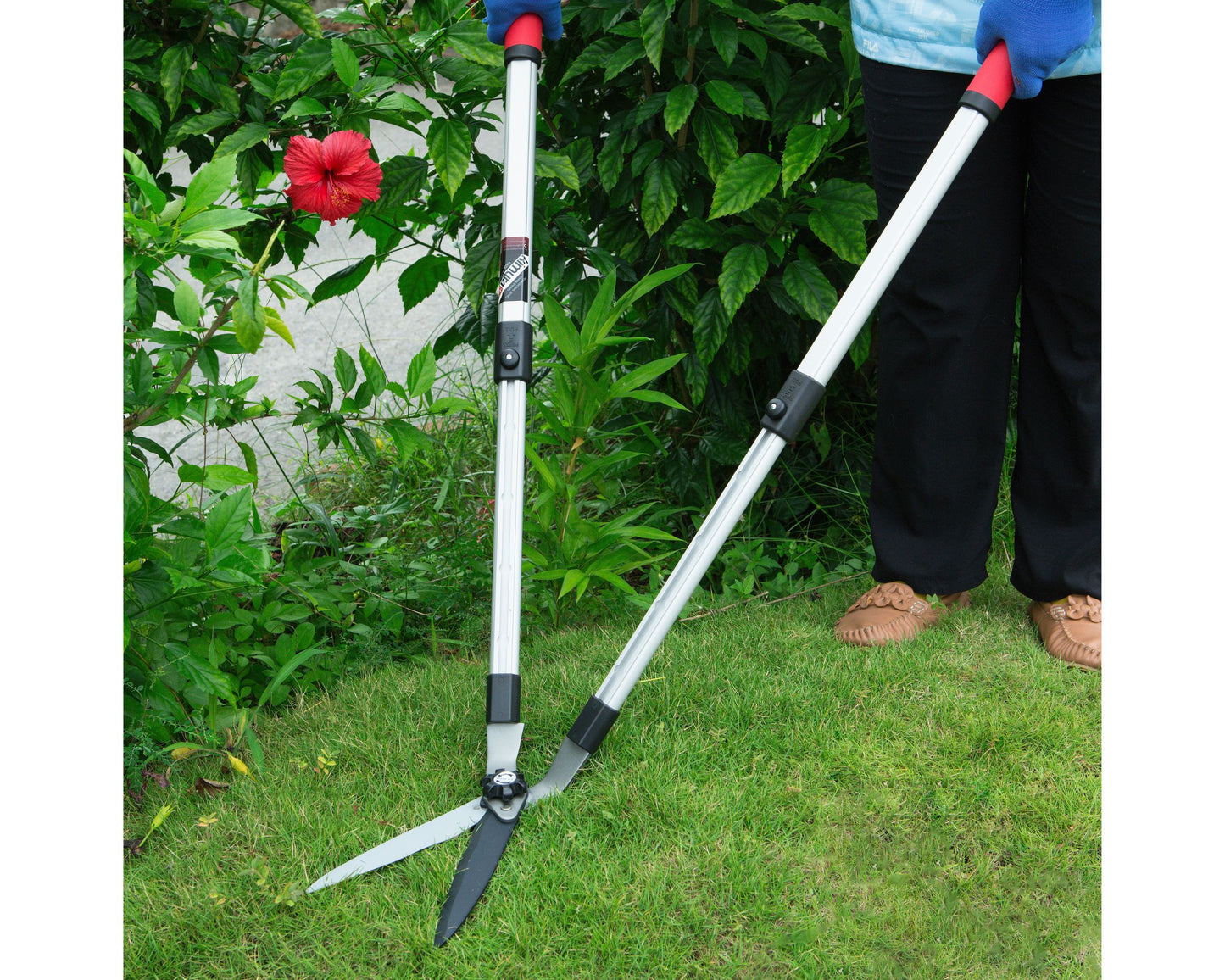 Kimura Pro Heavy Duty Lawn Shears - Wavy Japanese SK5 Steel Blades, Lightweight Handles, For Lawn Edging, 780-1180mm
